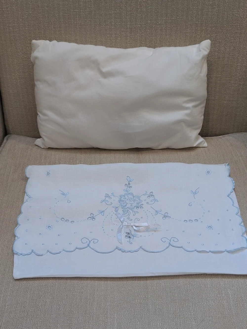 Vintage elegant white